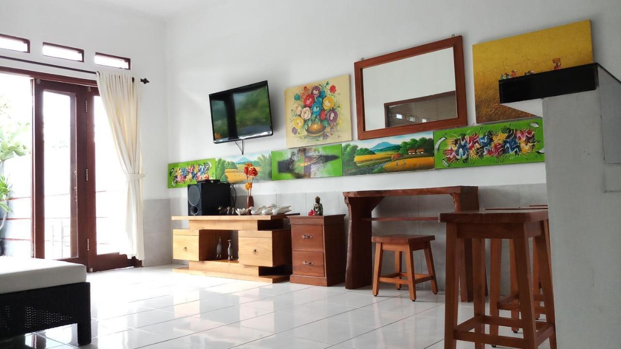 Villa Dencarik Banjar  Exteriör bild