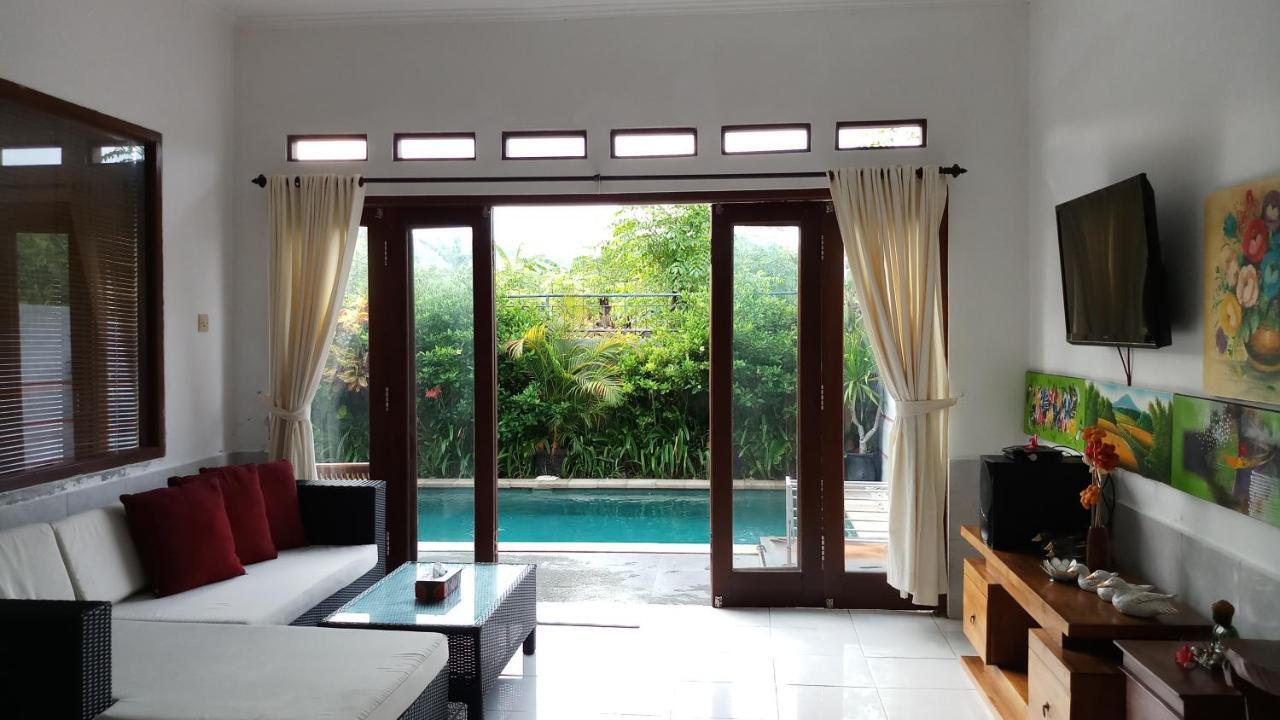 Villa Dencarik Banjar  Exteriör bild